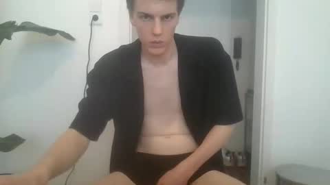 holydegenerate online show from March 14, 11:04 am