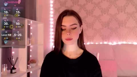 Mia online show from September 9, 3:28 am