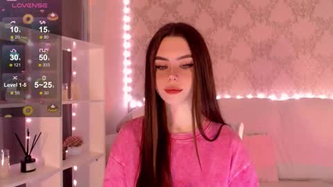 Mia online show from September 17, 3:08 am