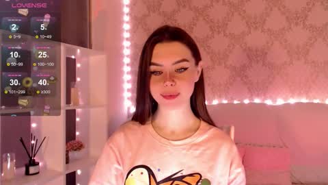 Mia online show from October 6, 3:37 am