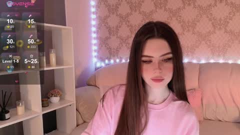 Mia online show from April 5, 3:36 am