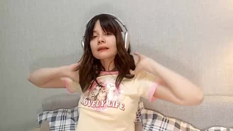 May online show from December 17, 5:19 pm