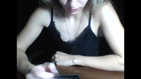honey0bunny35 online show from December 9, 8:12 pm