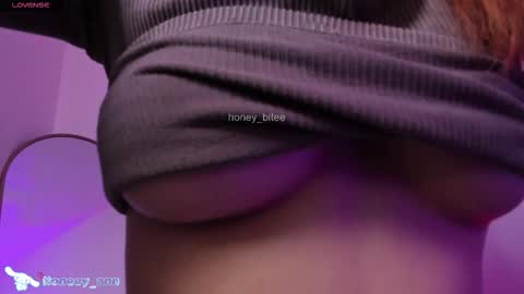  Hi Im  Annie  vic   Your dreams came true  online show from March 9, 11:53 pm