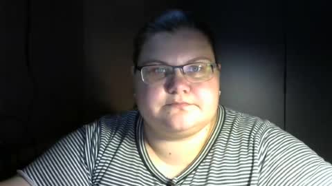 Snapshot of honey_bunny_x chatting on July 11, 7:16 pm Bunny online show from July 11, 7:16 pm