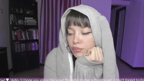 Lau online show from February 6, 1:10 am