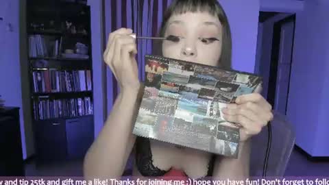Snapshot of honey_hoe chatting on June 14, 2:46 am Lau online show from June 14, 2:46 am