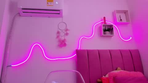 Jhenna martinez online show from October 31, 4:08 pm