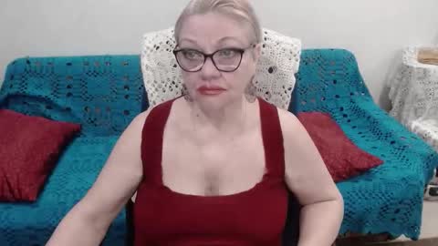 Snapshot of honey_lady_ chatting on April 21, 7:47 am Honey Lady online show from April 21, 7:47 am
