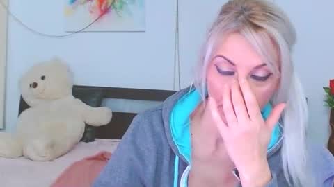 honey_lara online show from February 25, 3:16 am