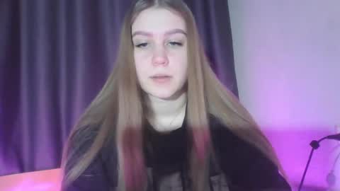 honey_lolaaa online show from November 21, 3:00 pm