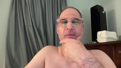 Snapshot of honey_man14 chatting on May 1, 4:11 pm honey_man14 online show from May 1, 4:11 pm