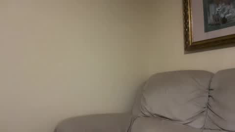 Snapshot of honey_man14 chatting on May 17, 11:17 am honey_man14 online show from May 17, 11:17 am