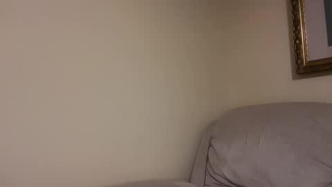 Snapshot of honey_man14 chatting on May 24, 3:11 am honey_man14 online show from May 24, 3:11 am