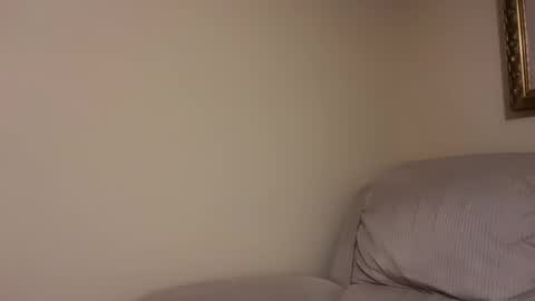 Snapshot of honey_man14 chatting on June 7, 2:48 am honey_man14 online show from June 7, 2:48 am