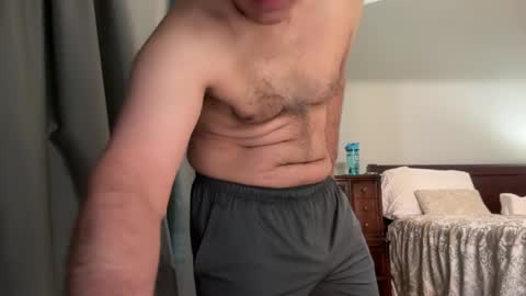 Snapshot of honey_man14 chatting on June 11, 10:30 pm honey_man14 online show from June 11, 10:30 pm