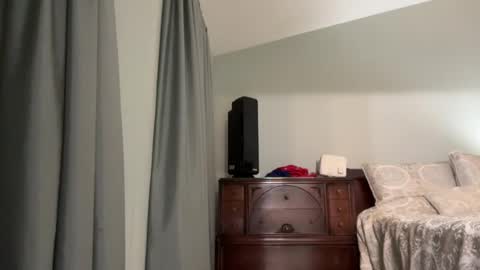 honey_man14 online show from July 20, 3:36 pm