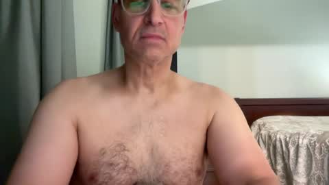 honey_man14 online show from July 27, 4:03 pm