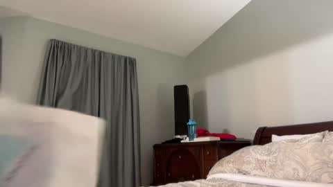 honey_man14 online show from July 28, 7:39 pm