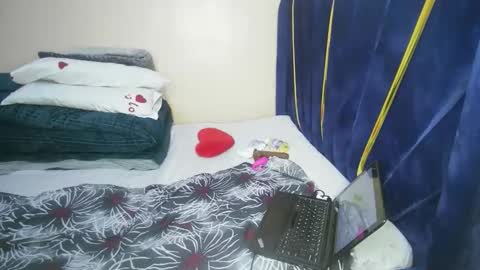 honey_nubia0 online show from February 16, 4:58 pm