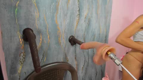 honey_sofii_ online show from September 23, 11:35 am