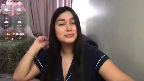 Tia online show from December 23, 2:09 am