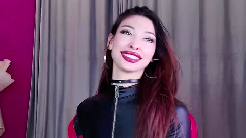 Snapshot of honey_yani chatting on December 27, 9:11 pm yani online show from December 27, 9:11 pm