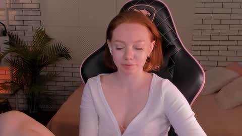 honeyautumn online show from December 18, 1:48 am