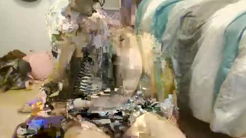 Snapshot of honeybear19 chatting on October 23, 6:50 pm HoneyBear online show from October 23, 6:50 pm