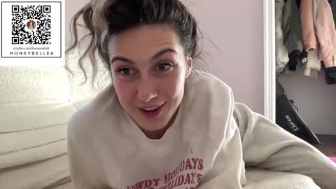 belle brunette online show from December 20, 2:57 pm