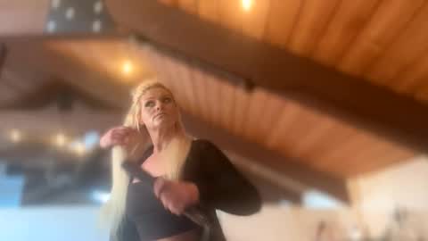 honeybuhnny online show from March 3, 1:56 am