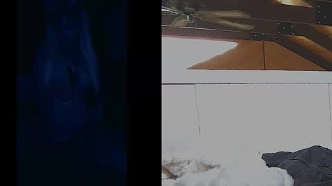 honeybuhnny online show from April 4, 9:45 pm