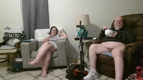 Snapshot of honeybuns344636 chatting on January 22, 11:21 pm Honey online show from January 22, 11:21 pm