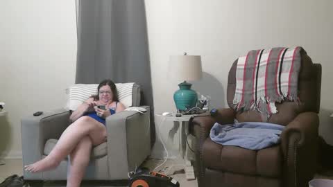 Snapshot of honeybuns344636 chatting on February 27, 11:10 am Honey online show from February 27, 11:10 am