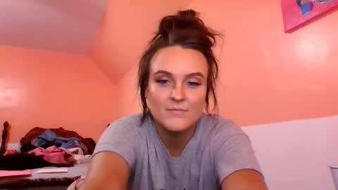 HoneyDrippinBunny online show from February 2, 1:15 am