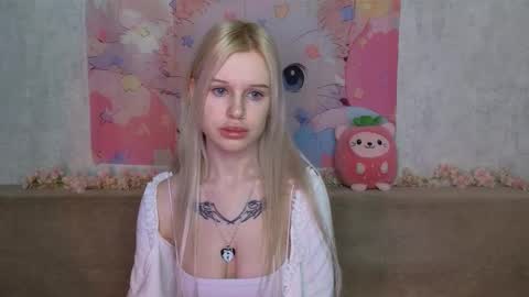 Snapshot of honeygold__ chatting on January 12, 4:39 am Lisa online show from January 12, 4:39 am