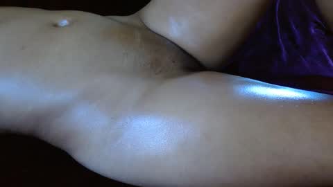 Snapshot of honeygoldenbaddie24 chatting on September 18, 6:43 pm honeygoldenbaddie24 online show from September 18, 6:43 pm