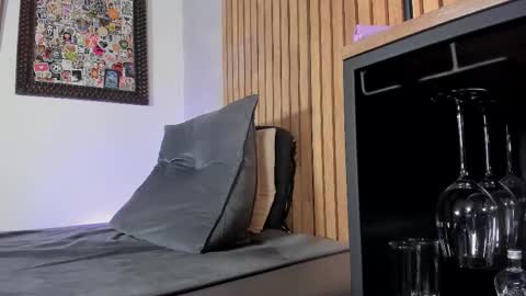 Snapshot of honeyhot69__ chatting on February 19, 11:50 am Sofia independent model online show from February 19, 11:50 am