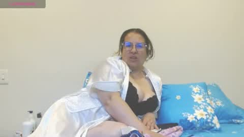 sofia online show from June 12, 4:00 am