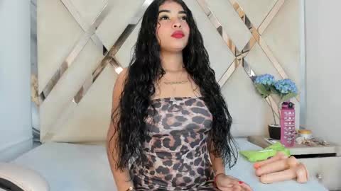 Snapshot of honeyht chatting on May 23, 12:20 pm honeyht online show from May 23, 12:20 pm