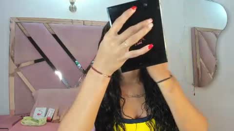 Snapshot of honeyht chatting on July 7, 11:58 am honeyht online show from July 7, 11:58 am