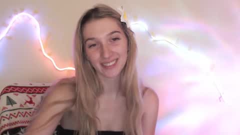 honeyveil online show from May 28, 1:08 pm