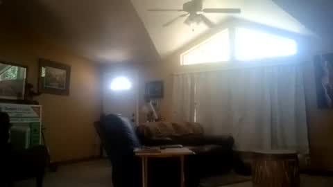 Snapshot of hoodoou chatting on July 10, 7:16 pm hoodoou online show from July 10, 7:16 pm
