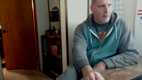 Jayson online show from February 15, 4:14 pm