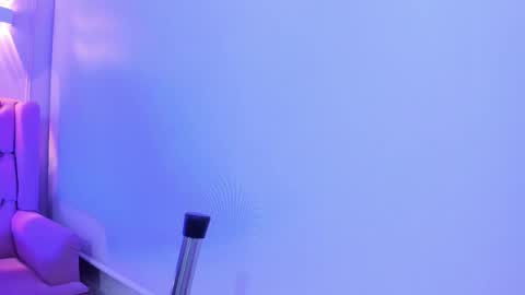 hoot_booys_ online show from October 31, 9:05 pm