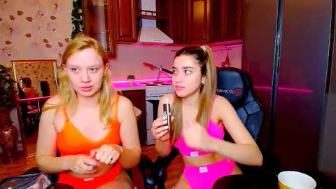 Snapshot of hope_happyyy chatting on September 29, 1:11 am hope happyyy online show from September 29, 1:11 am