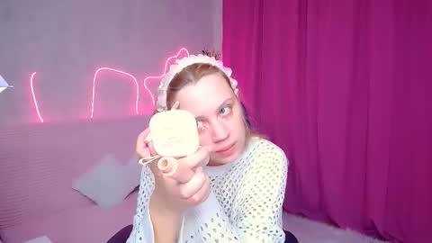 hope happyyy online show from November 9, 1:15 am