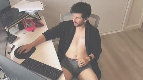 hopefulguy86 online show from November 29, 1:52 am