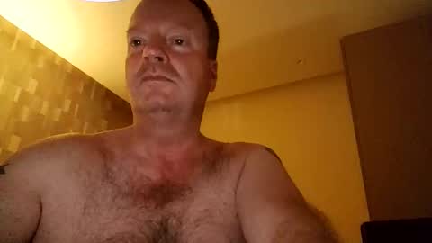 Snapshot of horn1618 chatting on May 17, 8:16 pm horn1618 online show from May 17, 8:16 pm
