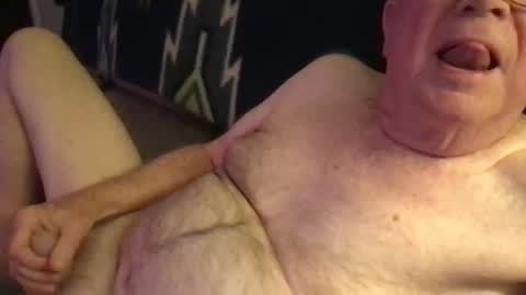 Snapshot of horndog69b chatting on May 23, 7:24 am horndog online show from May 23, 7:24 am